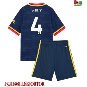 Arsenal Ben White #4 Borta Kläder Barn 2026-27 Kortärmad (+ Korta byxor)